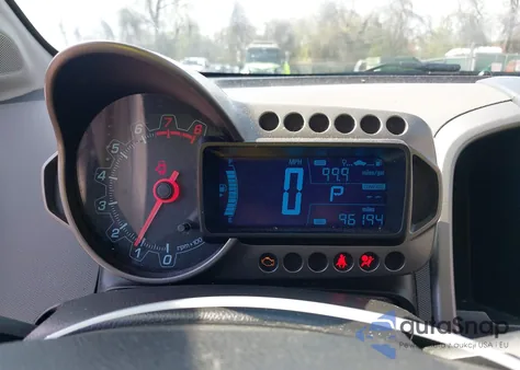 2015 Chevrolet Sonic Lt Auto z USA, uszkodzony, nr VIN 1G1JC6SH7F4104626